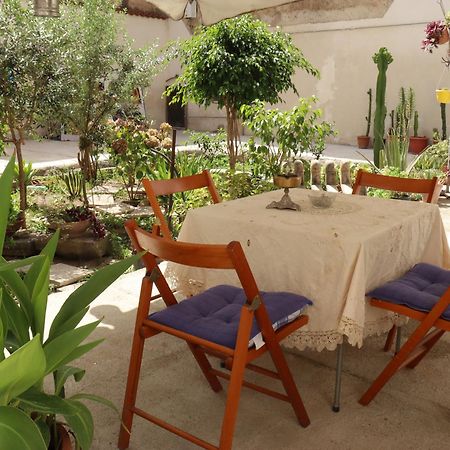 Viaggio Nel Cuore Dell'Arte Naples Extérieur photo
