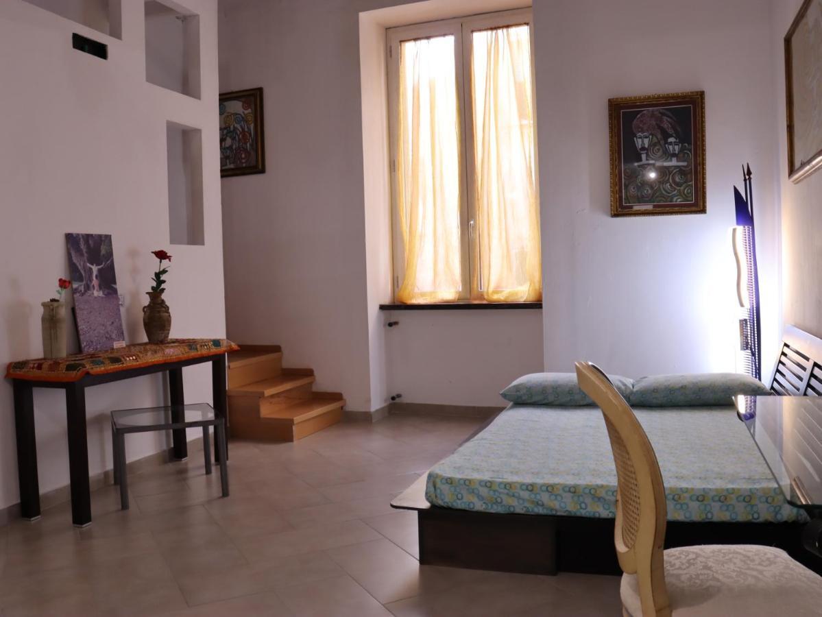 Viaggio Nel Cuore Dell'Arte Naples Extérieur photo
